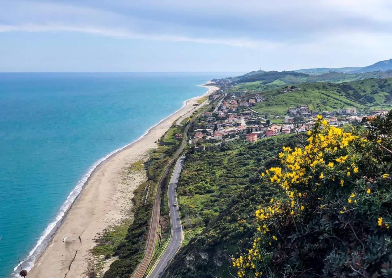 Appartamenti Giusi Con Giardino O Veranda Madonna della Catena Eksteriør bilde